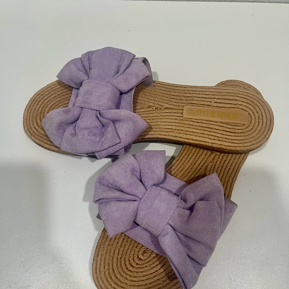 Bamboo Tan Sandals with Purple Bow